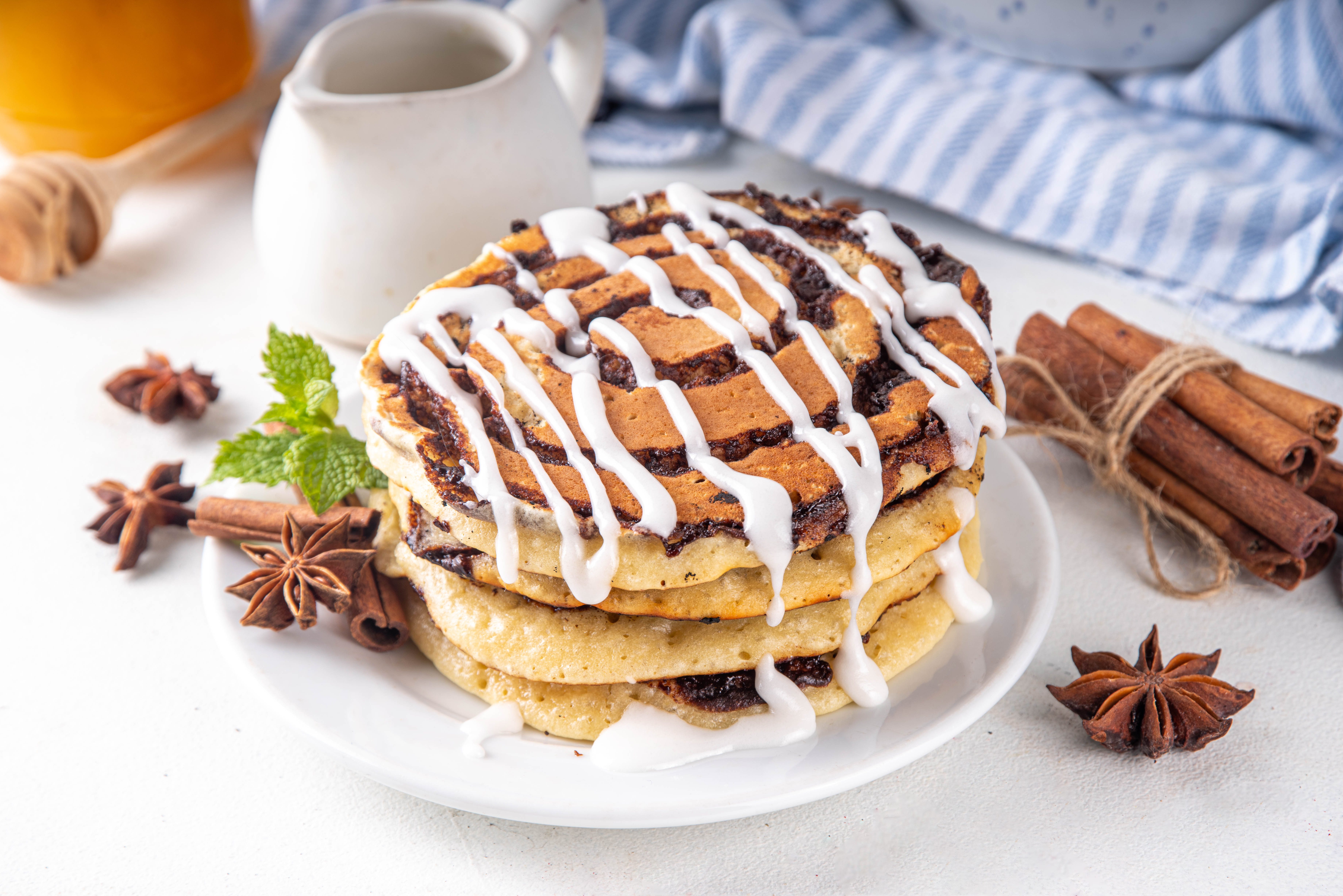 Vegan Cinnamon Roll Pancakes